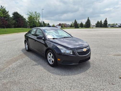 Tungsten Metallic 2014 Chevrolet Cruze 1LT