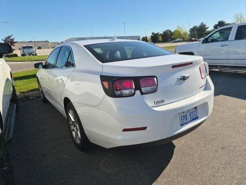 Summit White 2013 Chevrolet Malibu 1LT