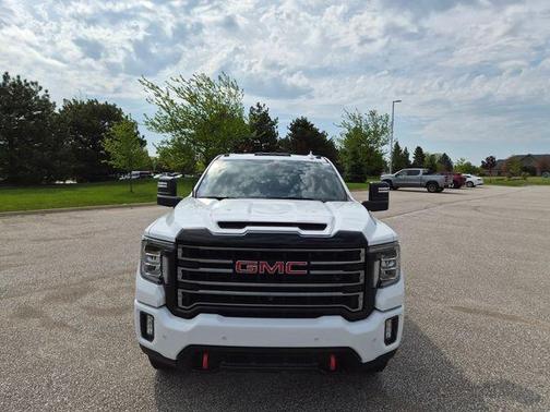 Summit White 2020 GMC Sierra 2500 AT4