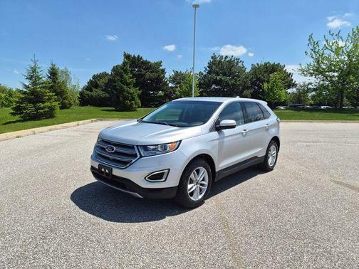 Silver 2018 Ford Edge SEL