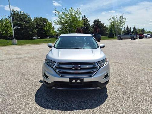 Silver 2018 Ford Edge SEL