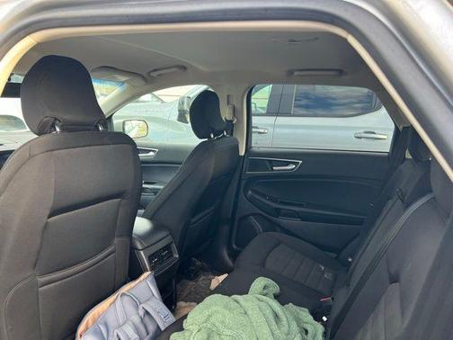 Silver 2018 Ford Edge SEL