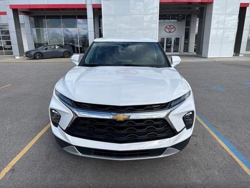 Summit White 2024 Chevrolet Blazer LT