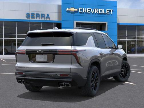 Sterling Gray Metallic 2026 Chevrolet Traverse LT
