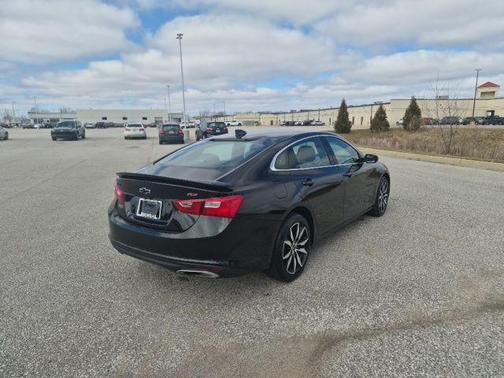Mosaic Black Metallic 2023 Chevrolet Malibu RS