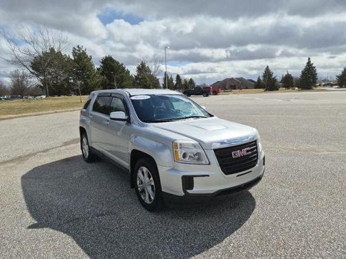 Quicksilver Metallic 2017 GMC Terrain SLE-1