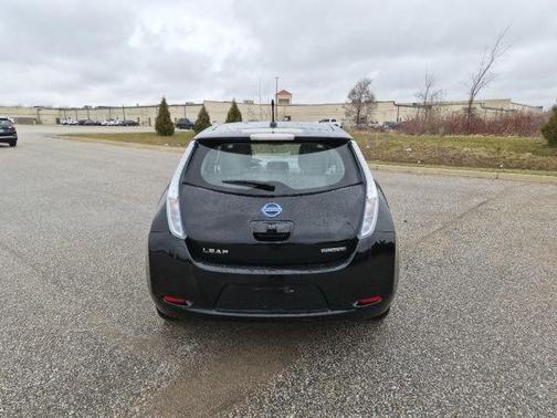 Super Black 2011 Nissan Leaf SL