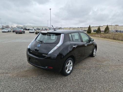 Super Black 2011 Nissan Leaf SL