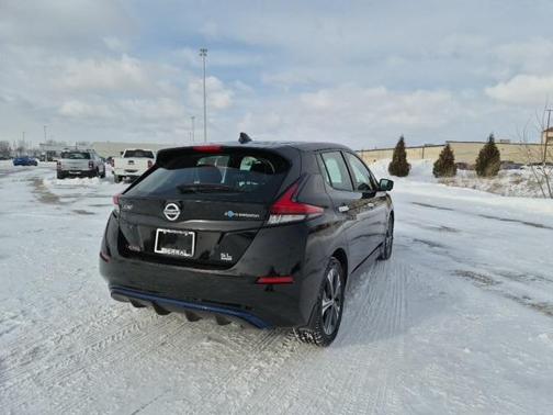 2021 Nissan Leaf SL PLUS
