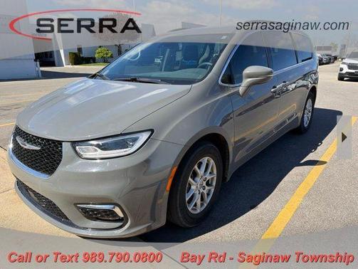 Ceramic Gray Clearcoat 2022 Chrysler Pacifica Touring-L