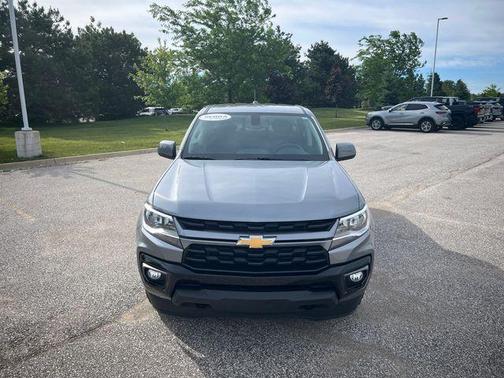 Satin Steel Metallic 2022 Chevrolet Colorado LT