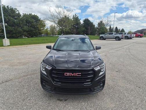Ebony Twilight Metallic 2023 GMC Terrain SLT