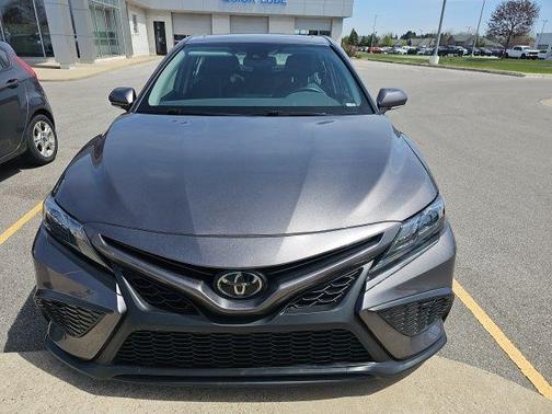 Predawn Gray Mica 2024 Toyota Camry SE