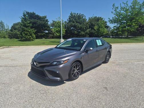 Predawn Gray Mica 2024 Toyota Camry SE