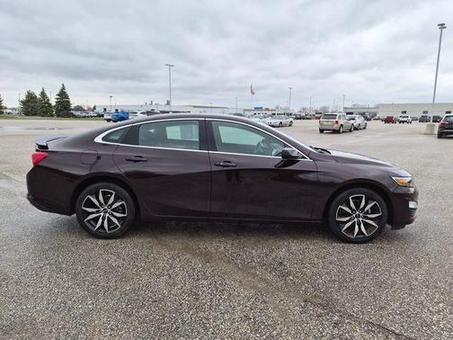 Black Cherry Metallic 2020 Chevrolet Malibu RS