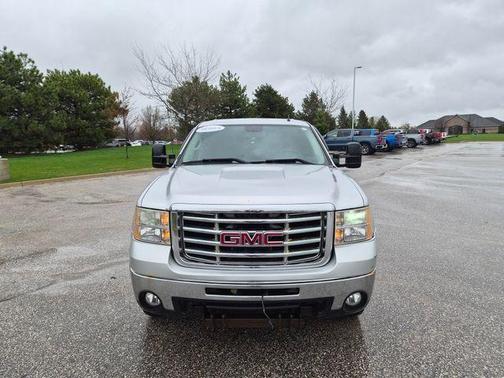 Sheer Silver Metallic 2010 GMC Sierra 2500 SLE