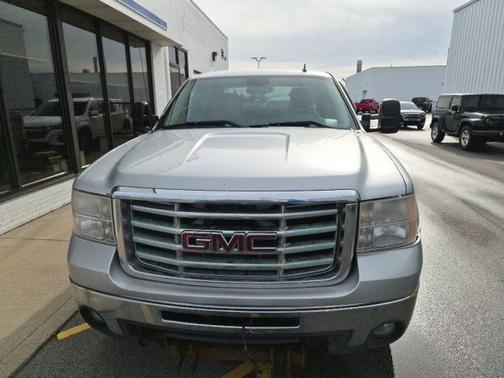 Sheer Silver Metallic 2010 GMC Sierra 2500 SLE