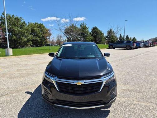 Mosaic Black Metallic 2024 Chevrolet Equinox LT