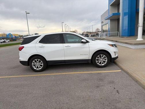 Summit White 2020 Chevrolet Equinox 2LT