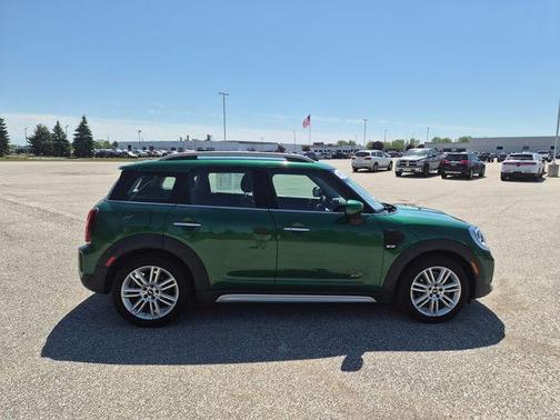 British Racing Green 2022 MINI Countryman Cooper ALL4