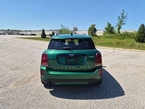 British Racing Green 2022 MINI Countryman Cooper ALL4