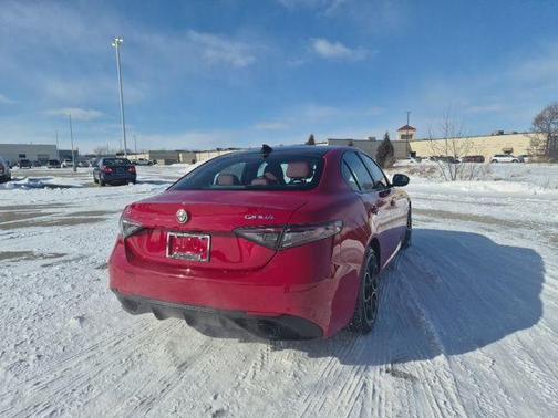 2024 Alfa Romeo Giulia Veloce