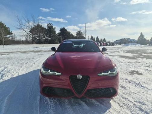 2024 Alfa Romeo Giulia Veloce