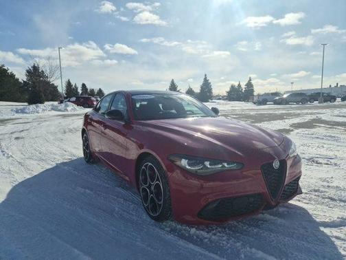 2024 Alfa Romeo Giulia Veloce