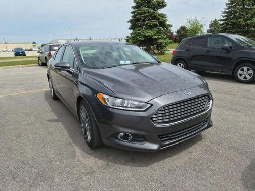 Magnetic 2015 Ford Fusion SE