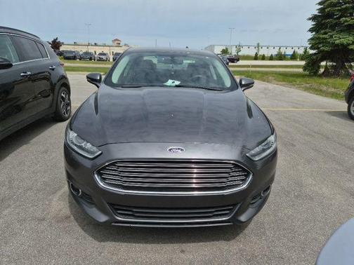 Magnetic 2015 Ford Fusion SE