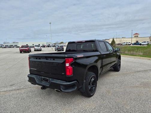 Black 2019 Chevrolet Silverado 1500 LT Trail Boss