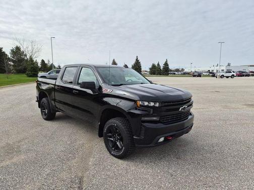 Black 2019 Chevrolet Silverado 1500 LT Trail Boss
