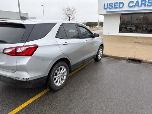 2021 Chevrolet Equinox LS