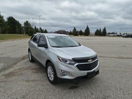 Silver Ice Metallic 2021 Chevrolet Equinox LS