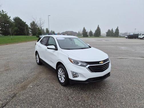 Summit White 2019 Chevrolet Equinox 2LT