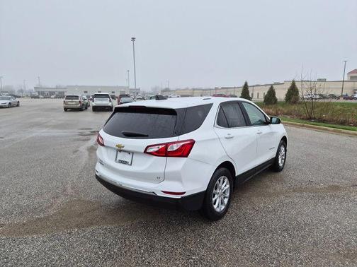 Summit White 2019 Chevrolet Equinox 2LT