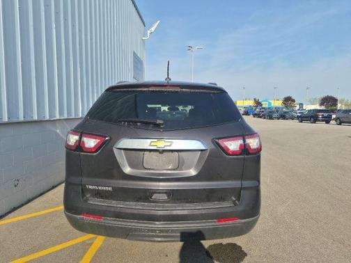 Tungsten Metallic 2017 Chevrolet Traverse LS