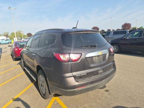 Tungsten Metallic 2017 Chevrolet Traverse LS