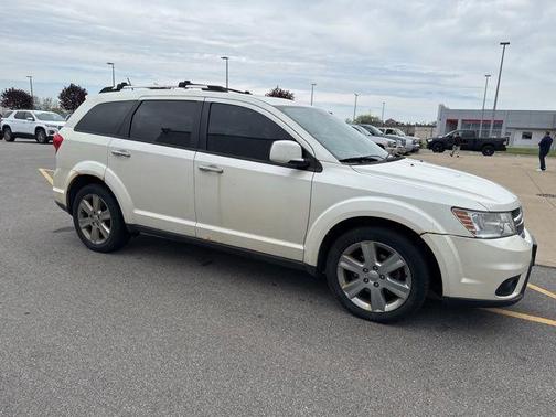 Pearl White Tri-Coat 2013 Dodge Journey R/T