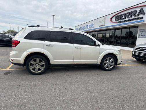 Pearl White Tri-Coat 2013 Dodge Journey R/T