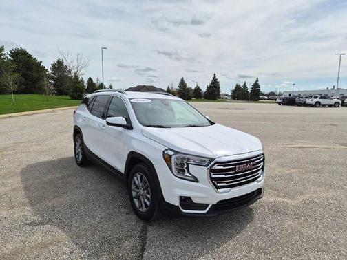 Summit White 2023 GMC Terrain SLT