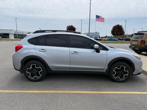 Ice Silver Metallic 2013 Subaru XV Crosstrek 2.0i Limited