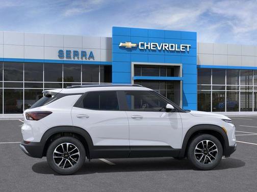 Summit White 2026 Chevrolet Trailblazer LT