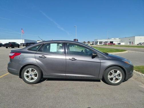 Sterling Gray Metallic 2014 Ford Focus SE