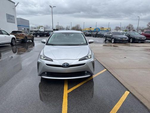 Classic Silver Metallic 2022 Toyota Prius XLE