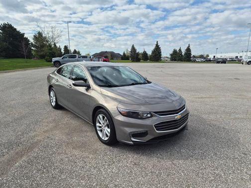 Beige 2017 Chevrolet Malibu 1LT