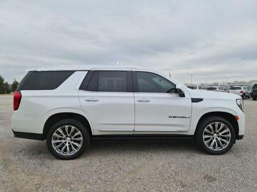 White 2022 GMC Yukon Denali