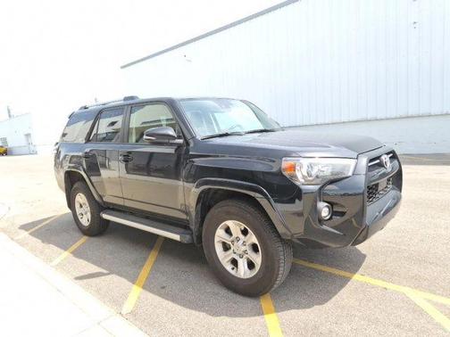 Midnight Black Metallic 2024 Toyota 4Runner SR5 Premium