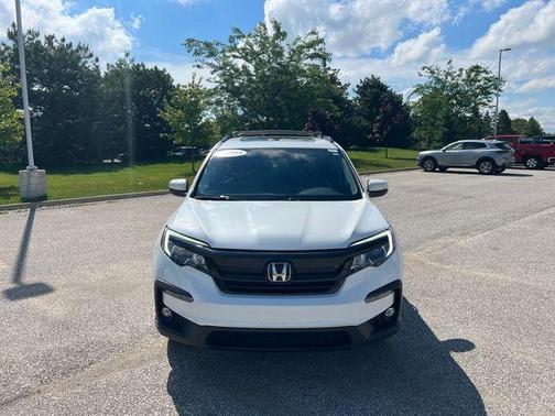 Platinum White Pearl 2022 Honda Pilot Special Edition