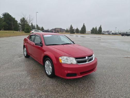 Redline 2 Coat Pearl 2013 Dodge Avenger SE